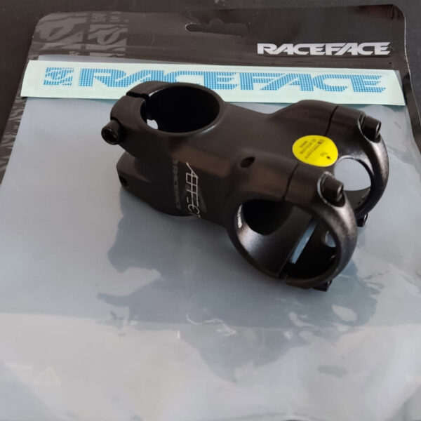 Espiga Raceface Aeffect 35mm – 50 -0 EL GARAJE Bicigangas® - Pedalea sin parar